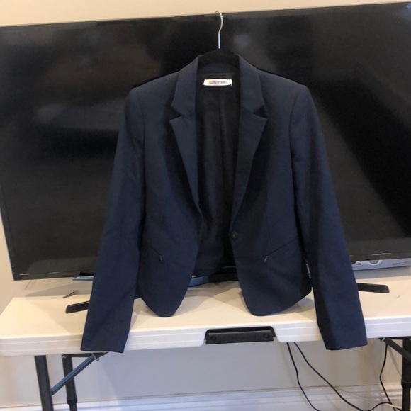 Elizabeth and James Navy Blazer Sz 2/4 - Picture 2 of 7